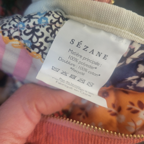 Sezane France Quilted Rust Orange Cosmetic Case Bag Lifestyle Sustainable Paris - Picture 8 of 11